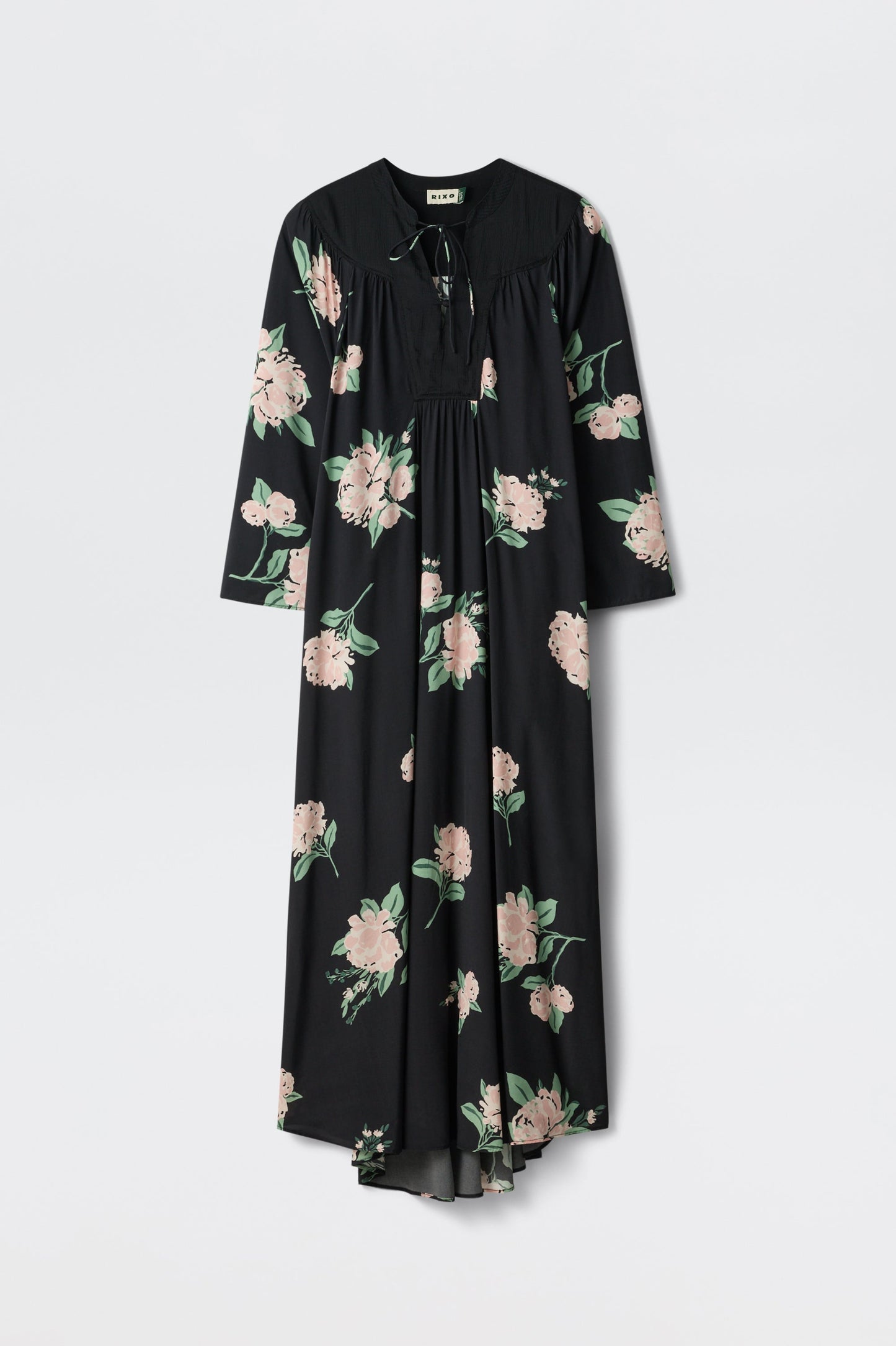 Lucilla - Peonies Scatter Black