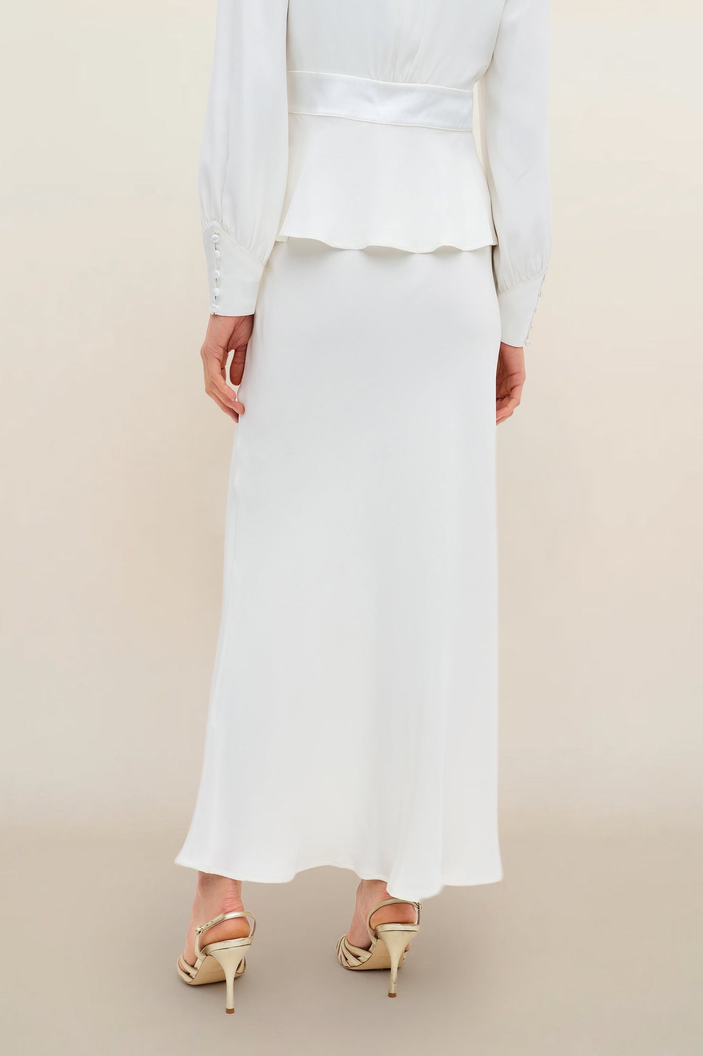 Joan - Ivory