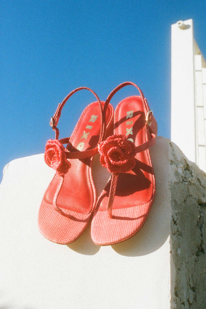 Kasey - Red