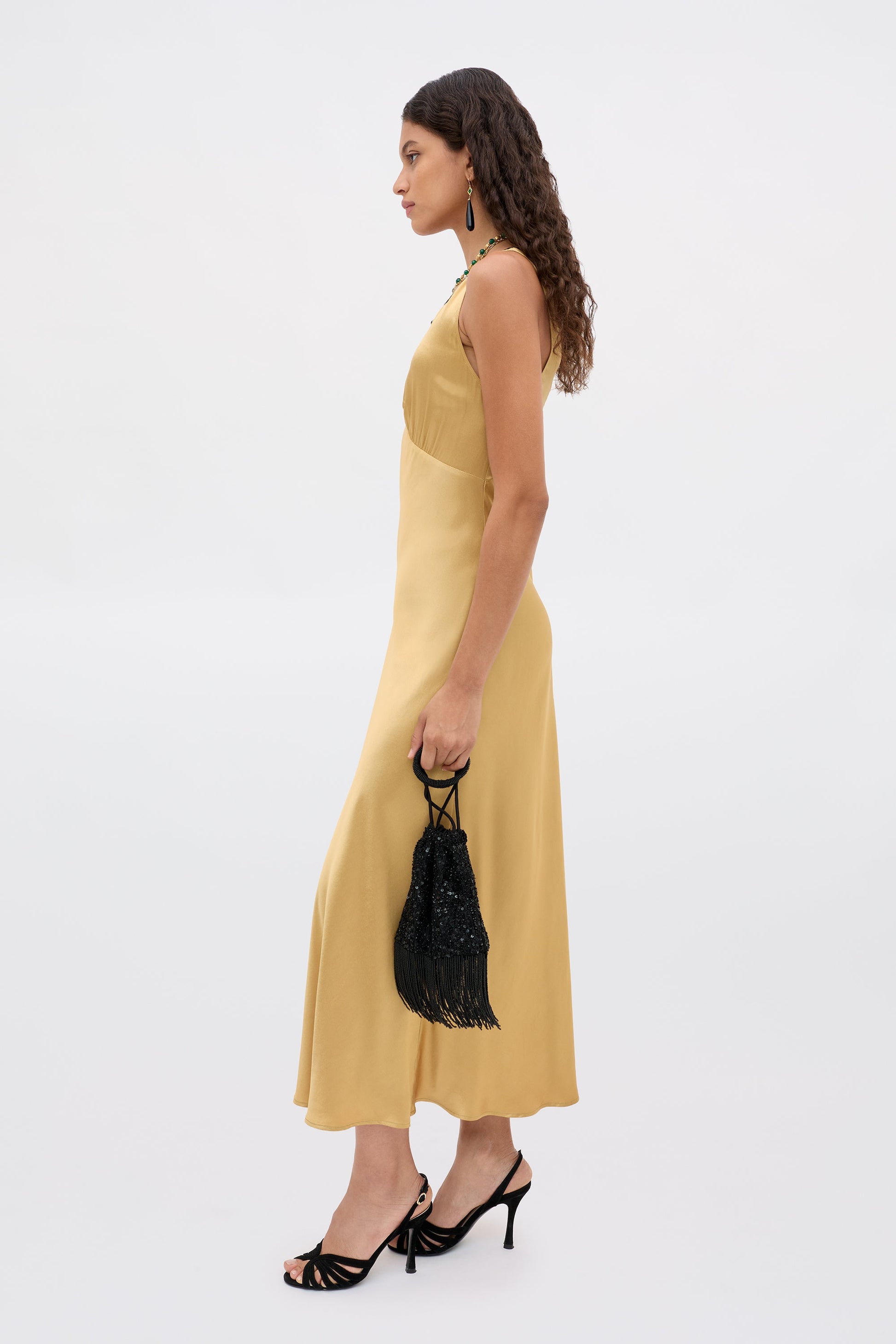 Sandrine  -  Gold