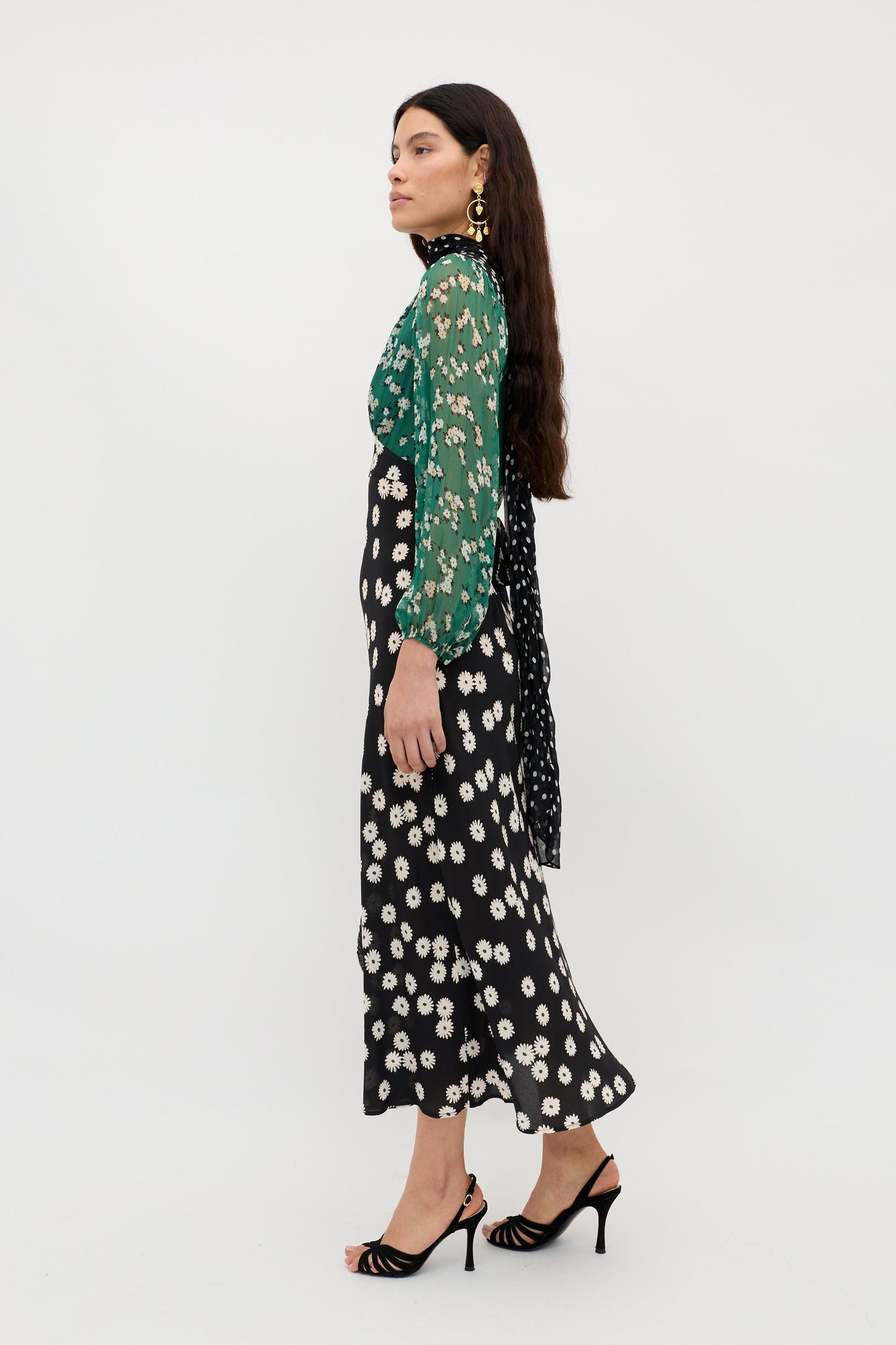 Kaila - City Floral Mix Olive