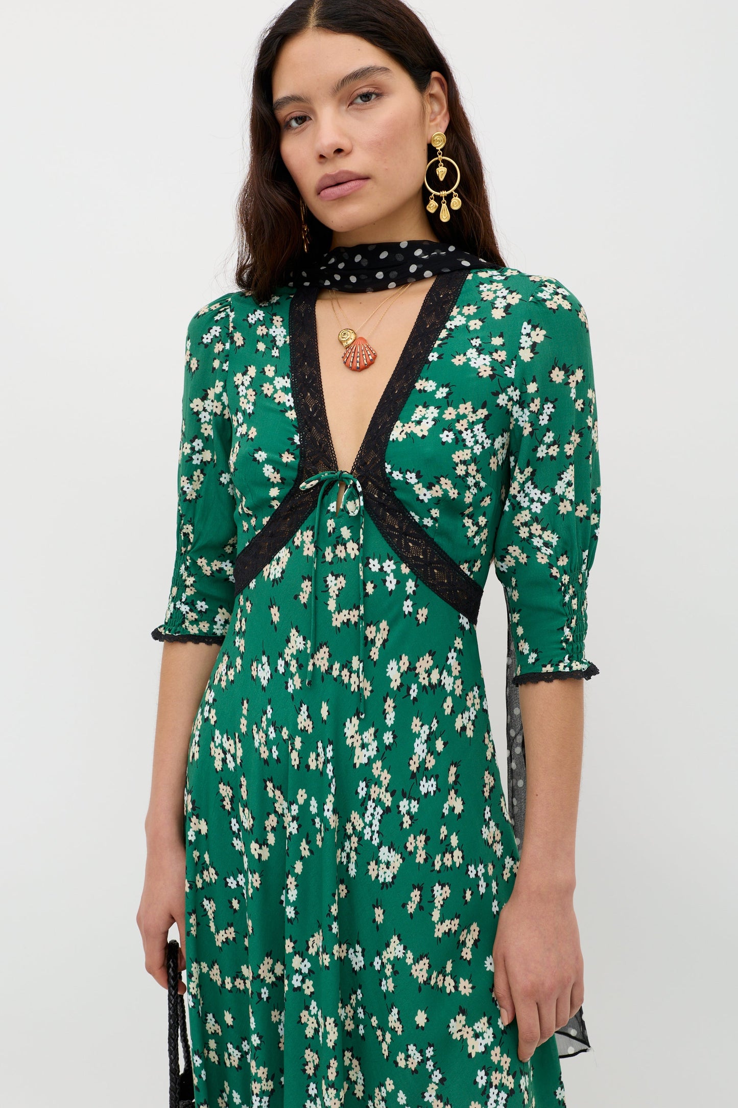 Amina - City Floral Olive