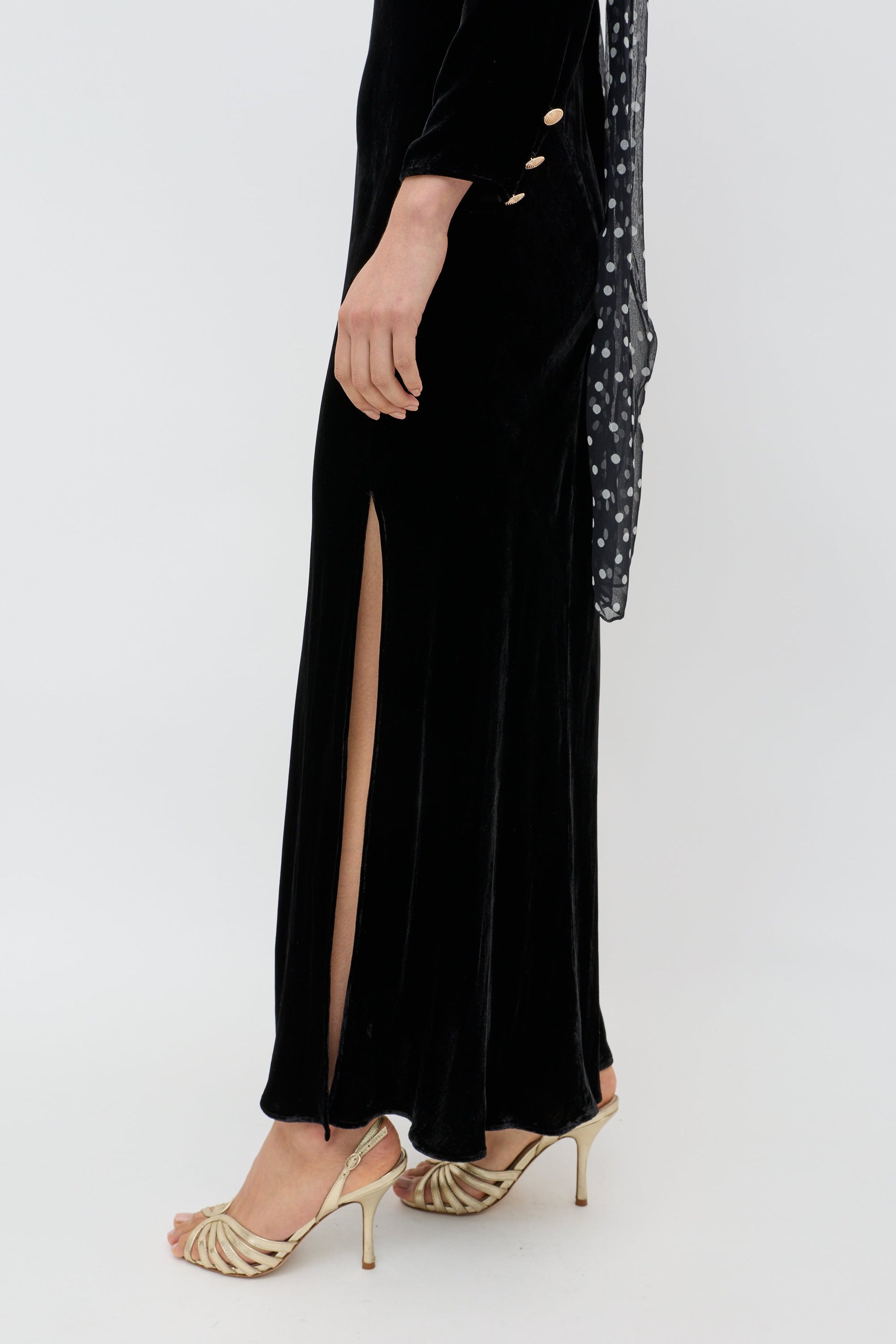 Devina  -  Black