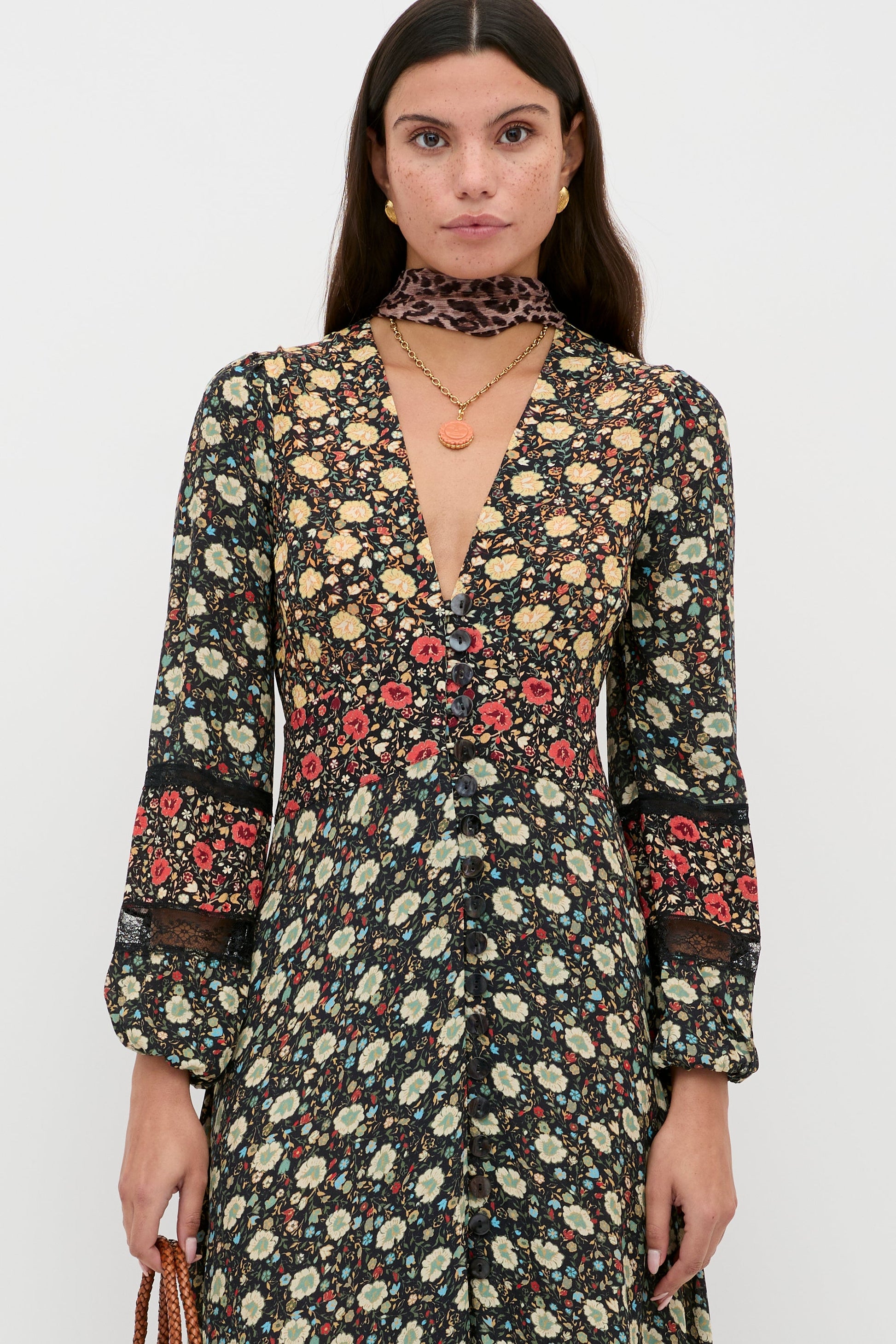 Raven  -  Eva Floral Mix Black