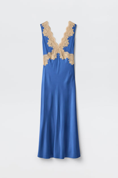 Lysandra - Iris Blue