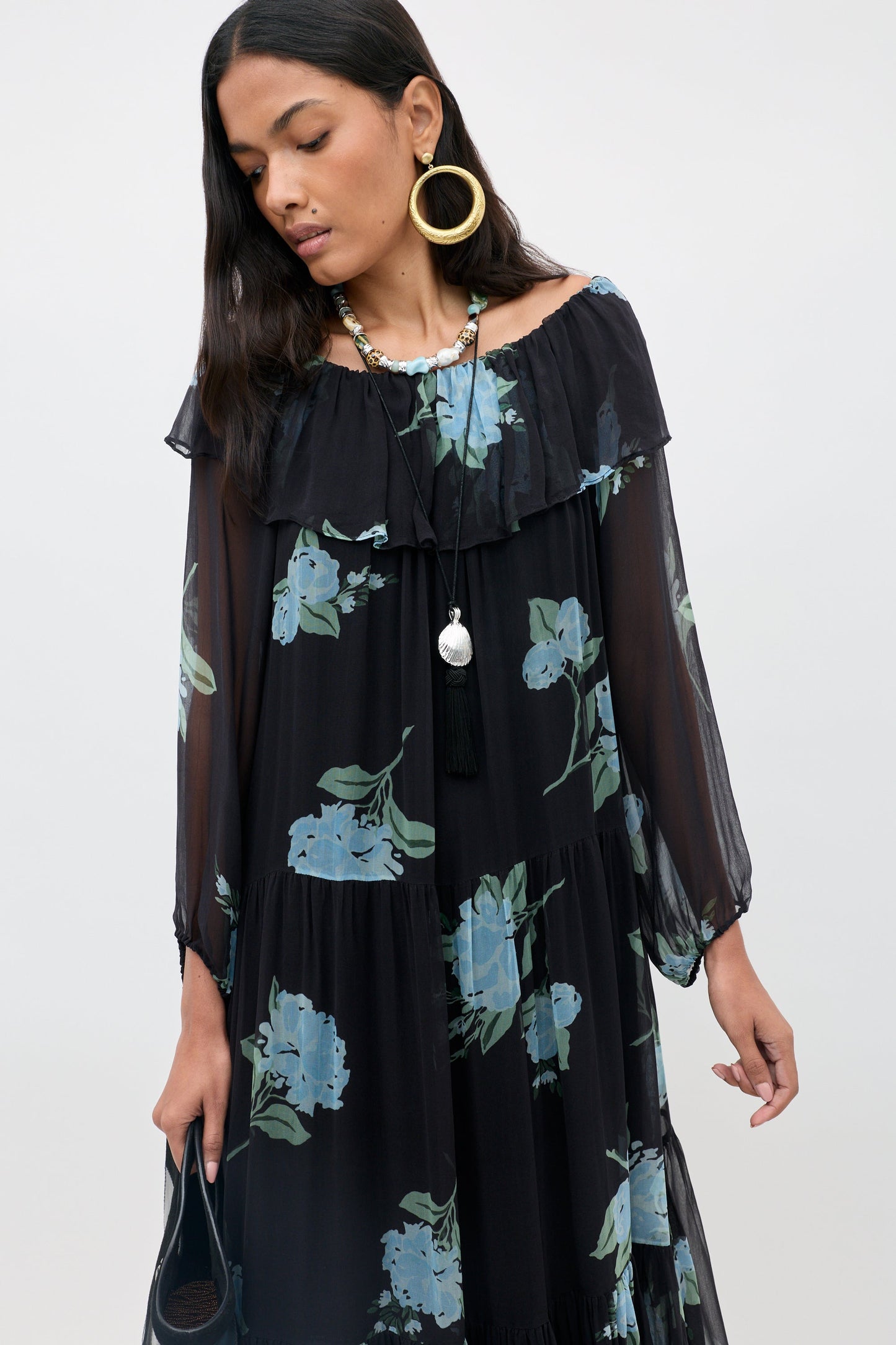 Lela - Peonies Scatter Charcoal