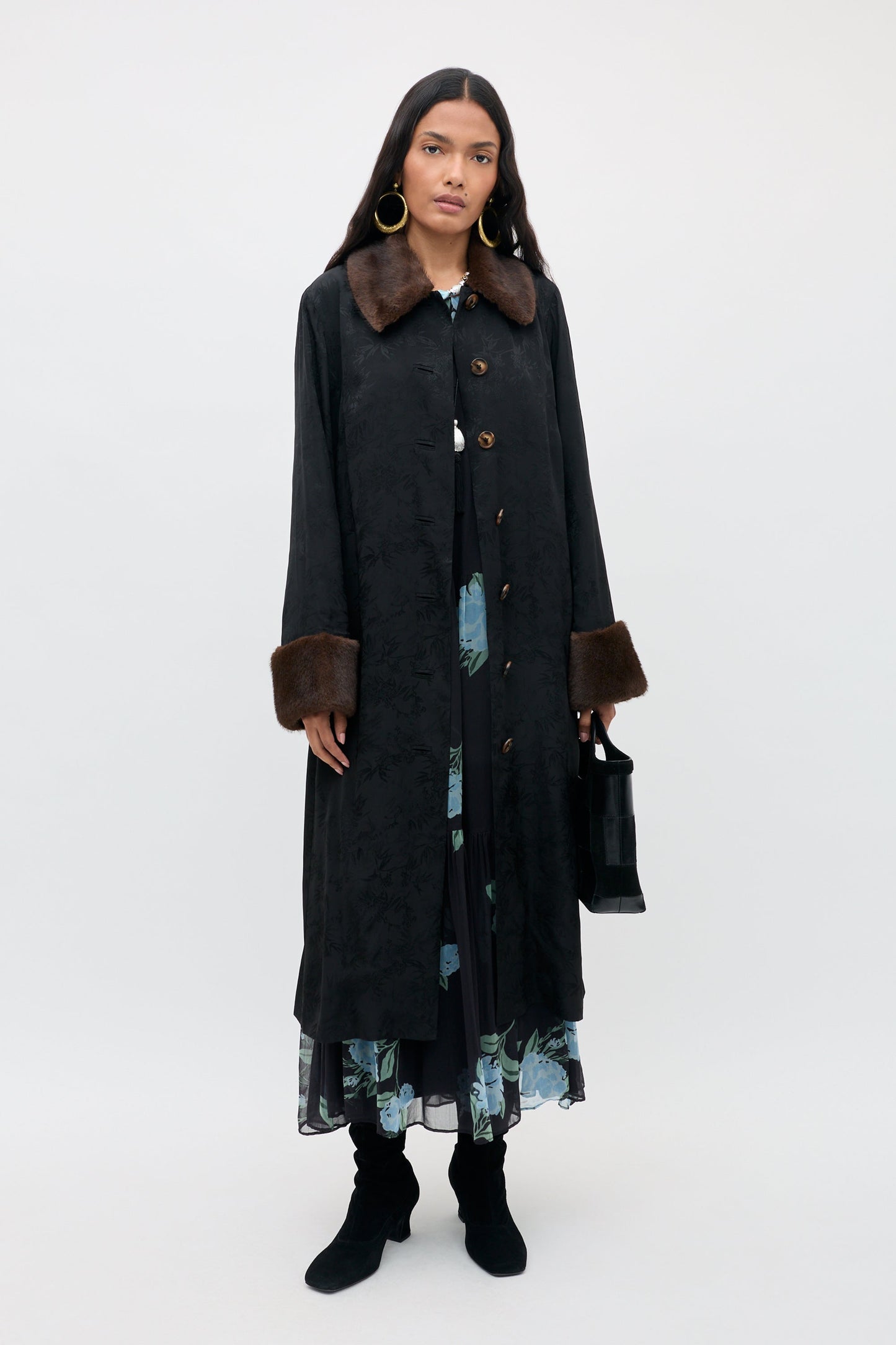 Lela - Peonies Scatter Charcoal