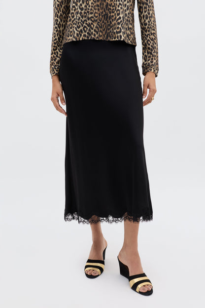 Stassie  -  Black