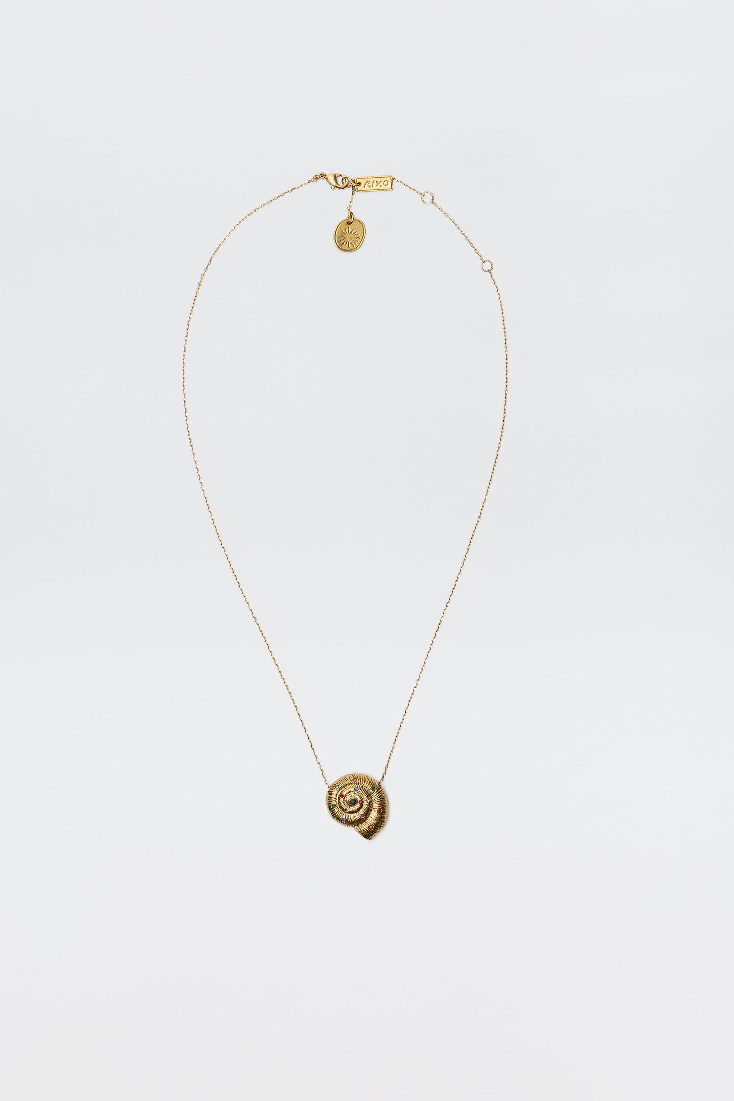 Taelia  -  Gold