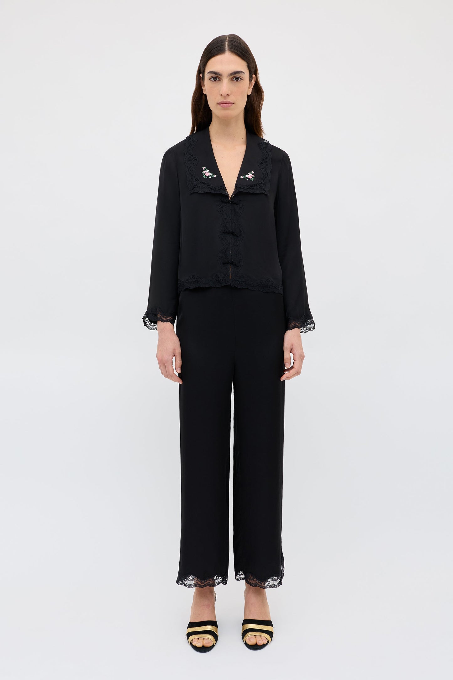 Nienna  -  Peonies Embroidery Black