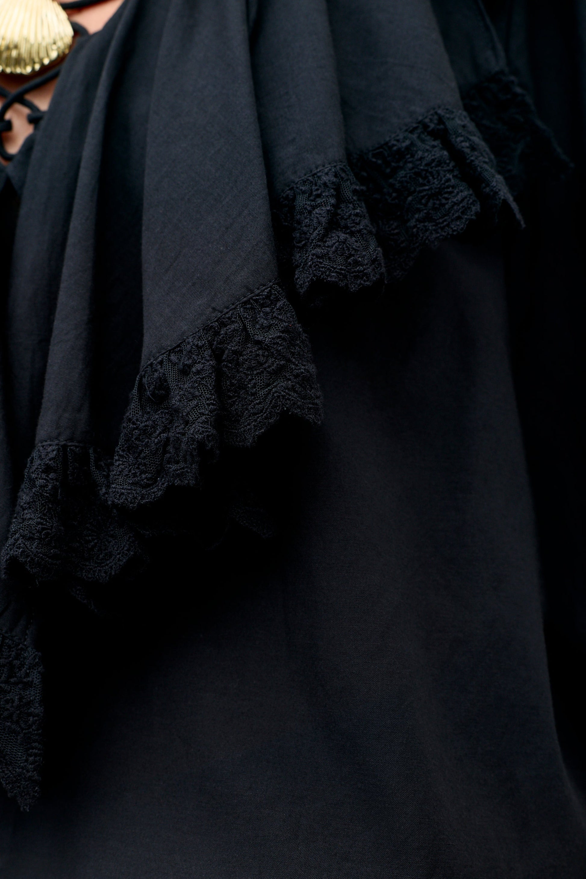 Milia - Black