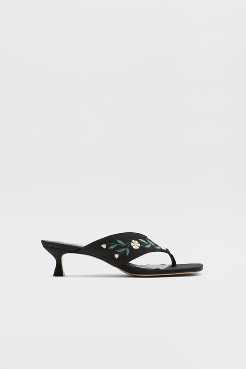 Zoya - Blossom Embroidery Black