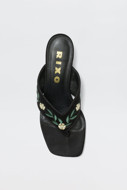 Zoya - Blossom Embroidery Black