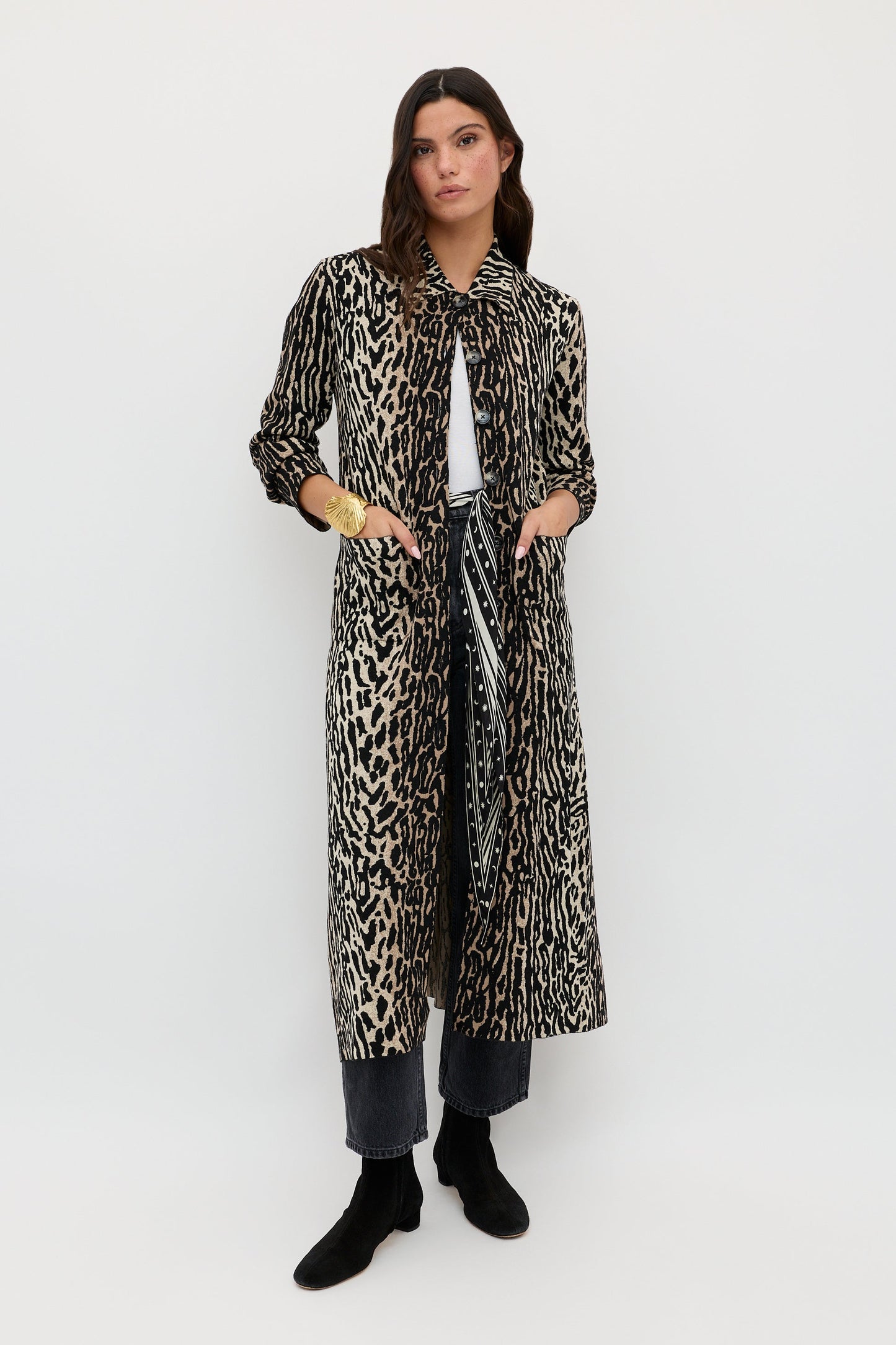 Jacoba  -  Bohemia Leopard Jacquard Brown