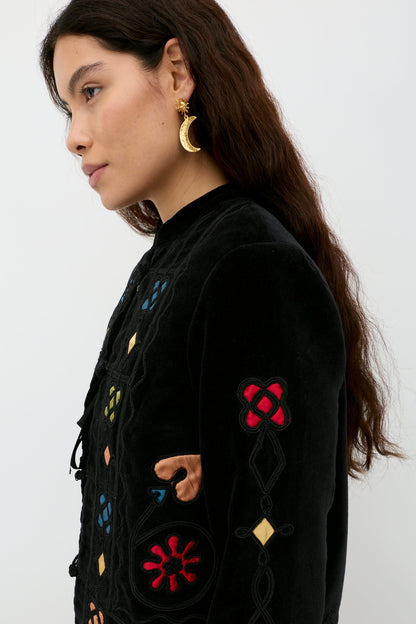 Viktoria  -  Serino Applique Black