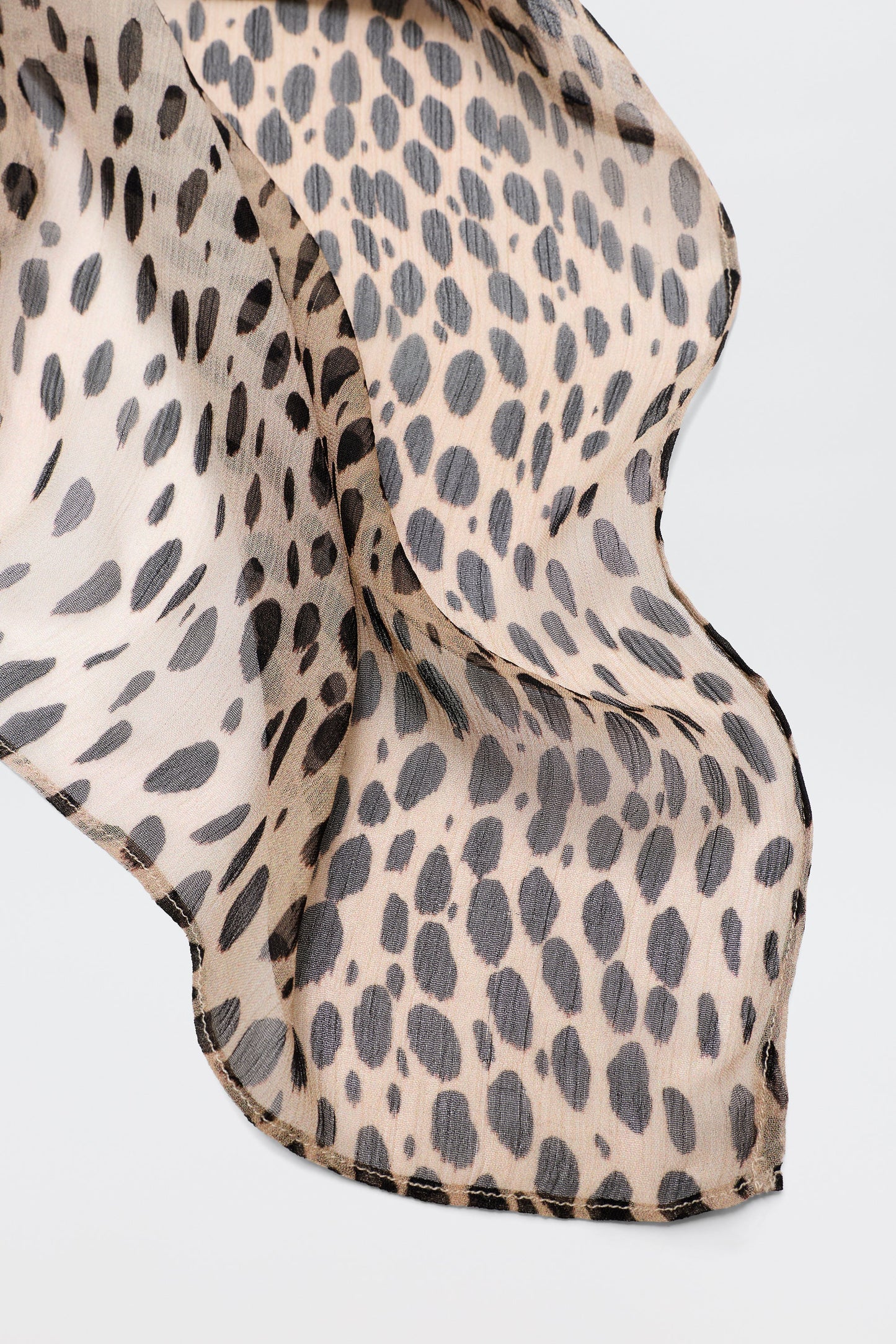 Julien Scarf Antelope Spot Black