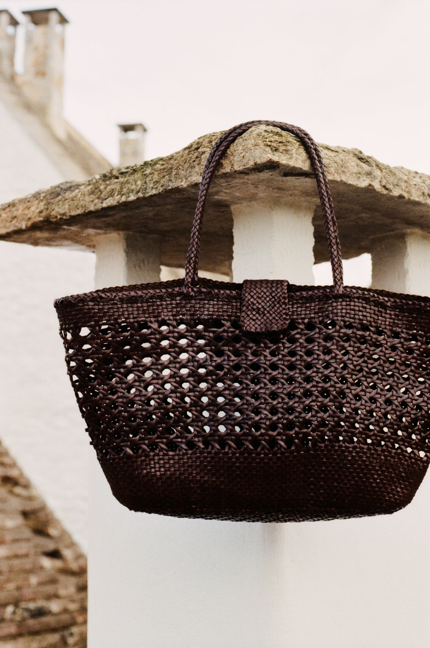 Lucine  -  Dark Brown