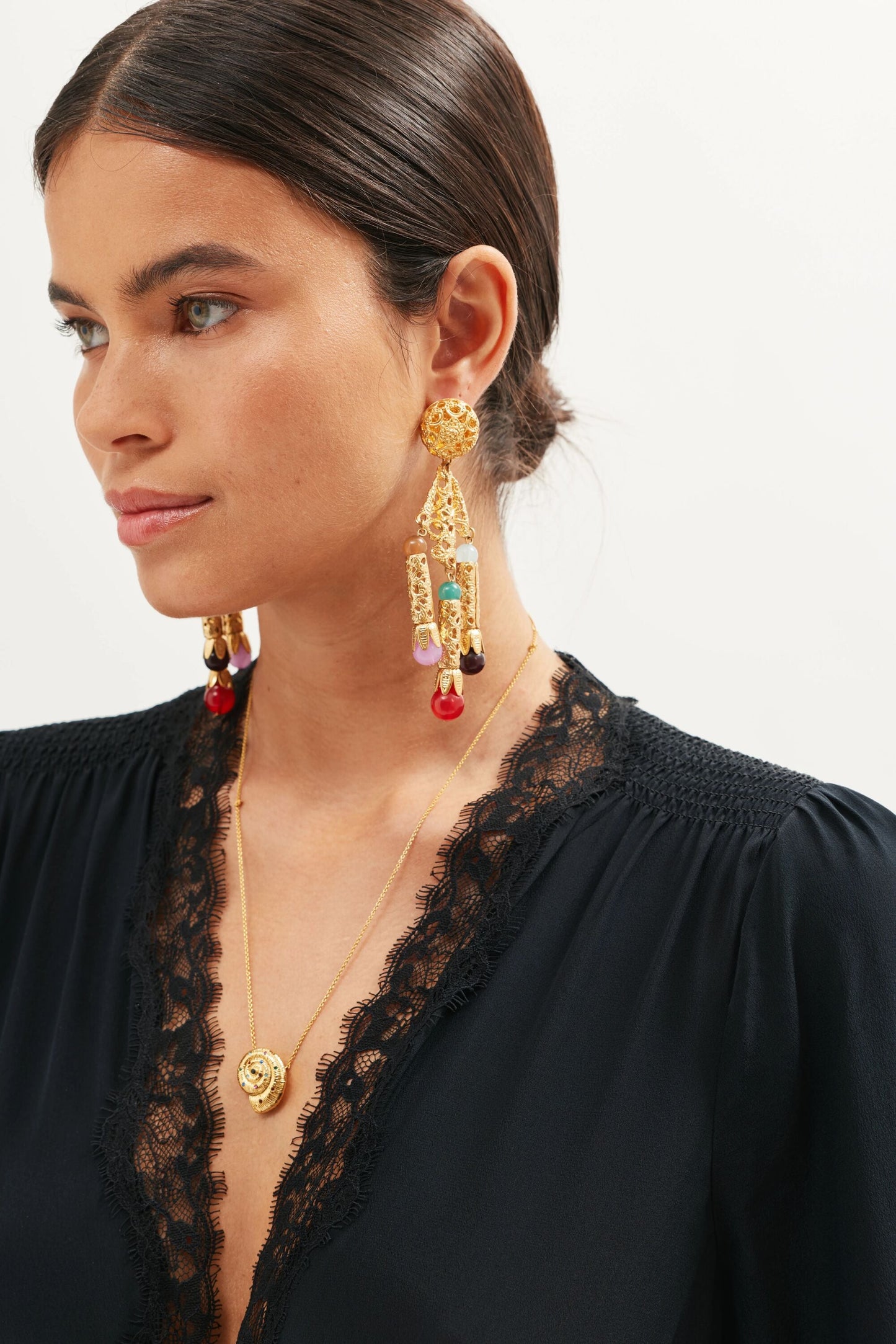 Taelia  -  Gold