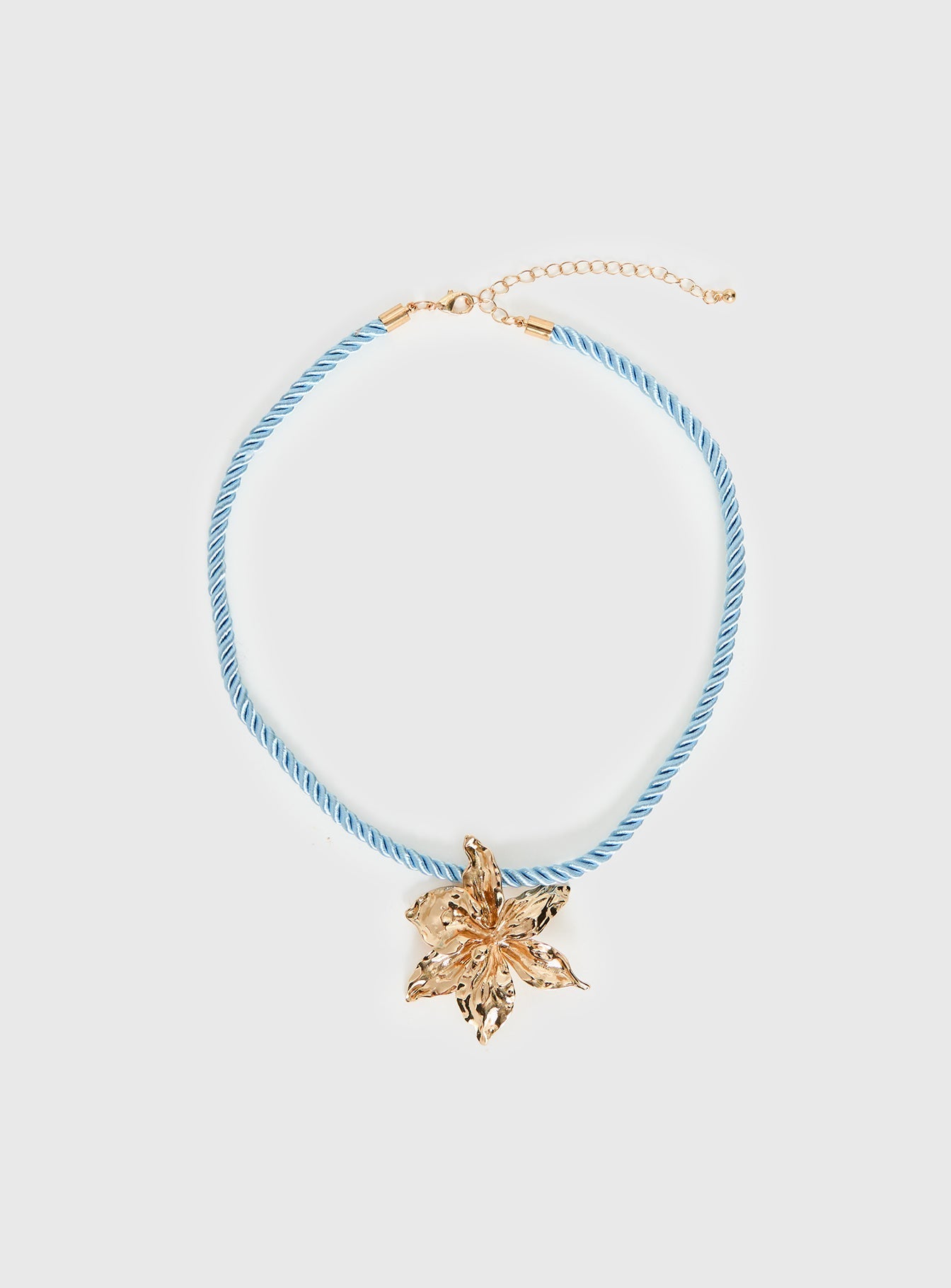 Carmelah Cord Floral Pendant Necklace Blue / Gold