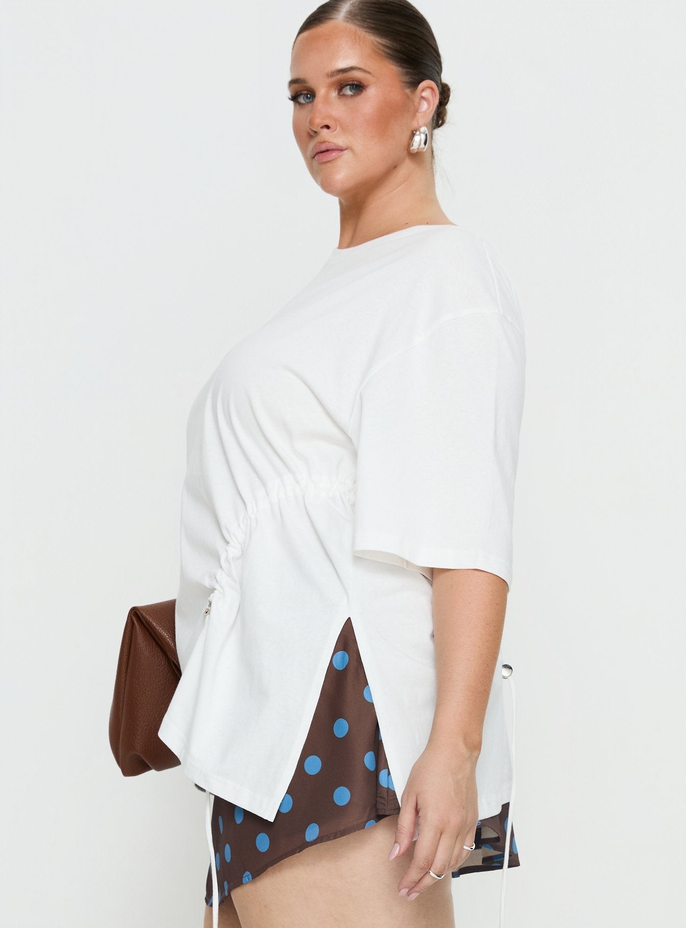 Agnessa Ruched Detail Oversized Tee White Curve
