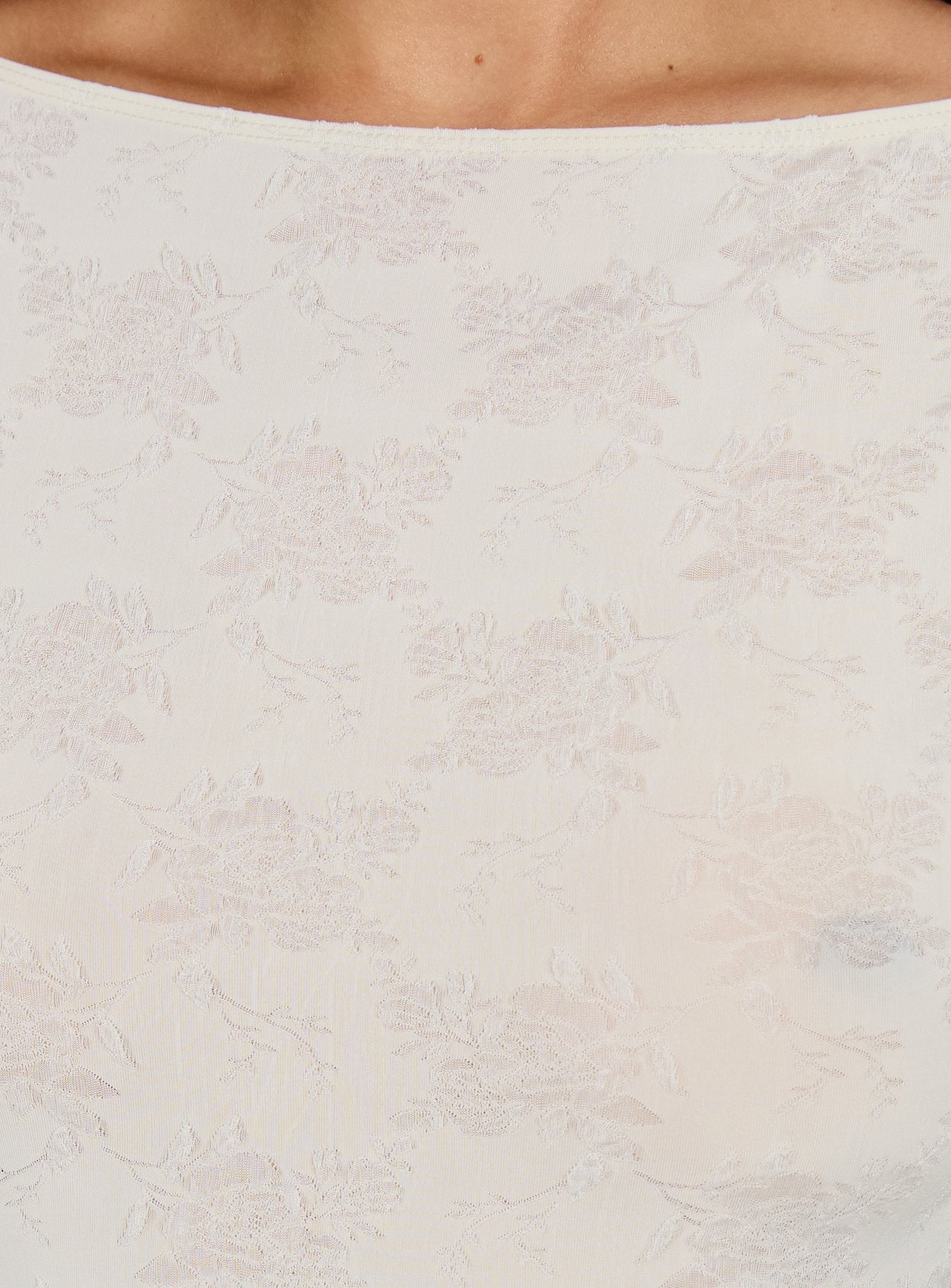 Avena Backless Top Cream
