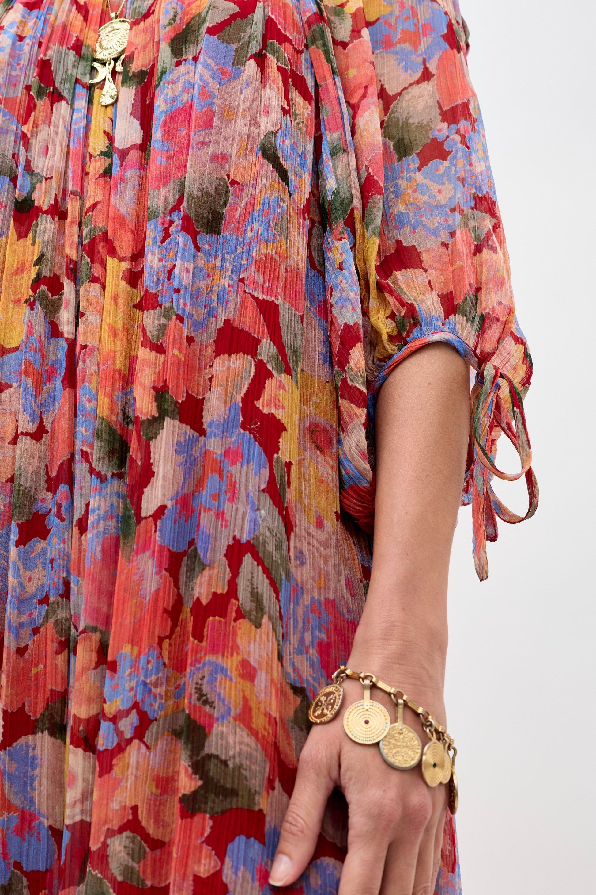 Hayden - Chelsea Floral Red