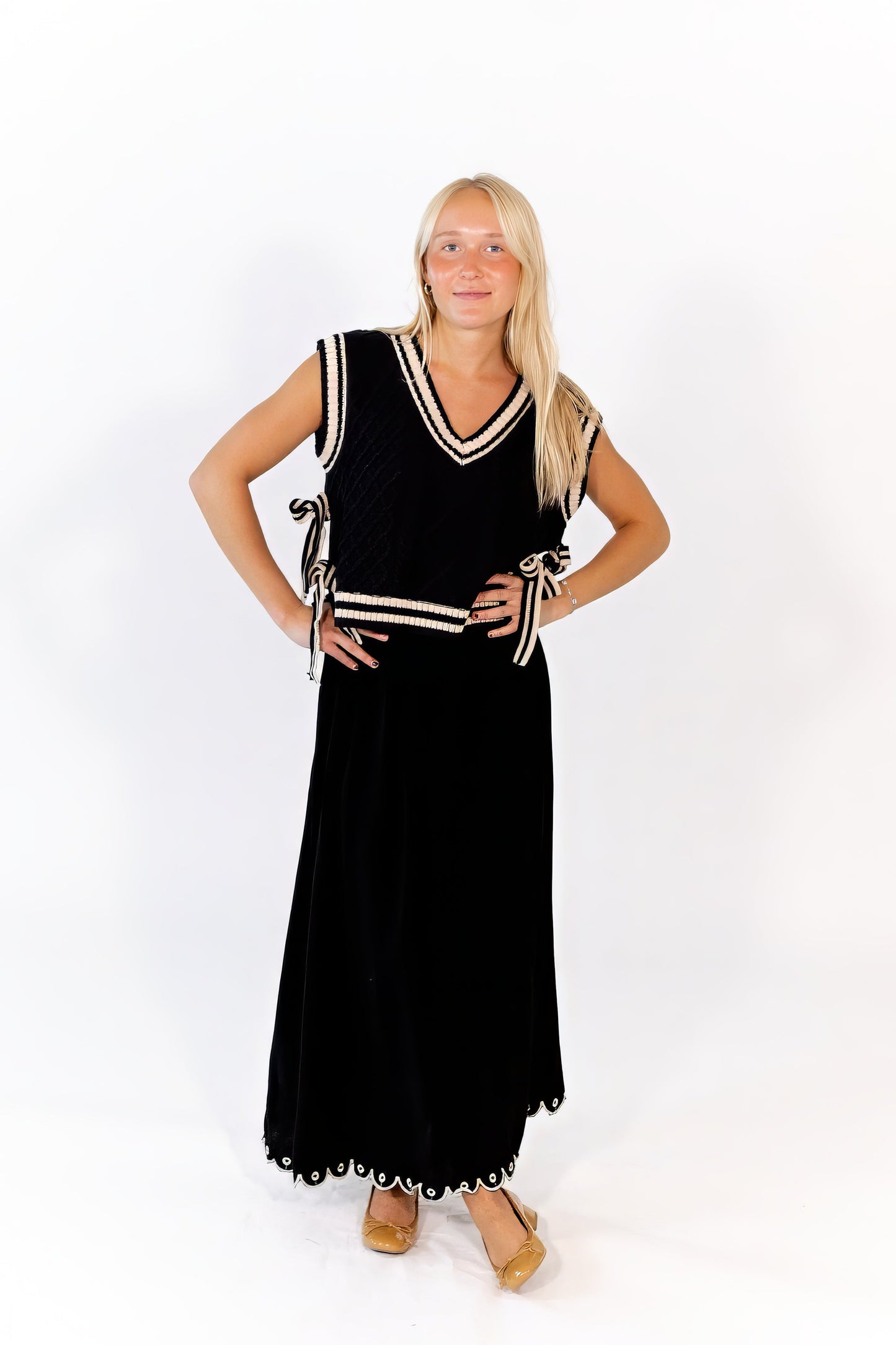 Silone Embroidered Eyelet Skirt