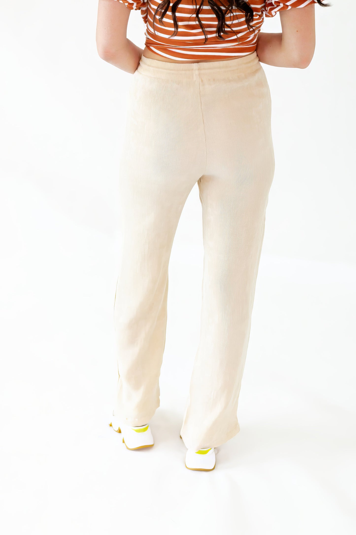Finnian Light Weight Corduroy Pants
