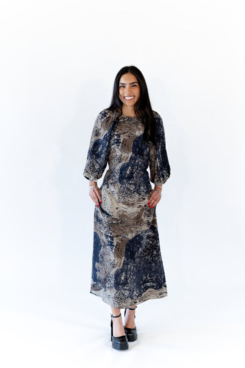 Milky Way Puffed Sleeve Dress