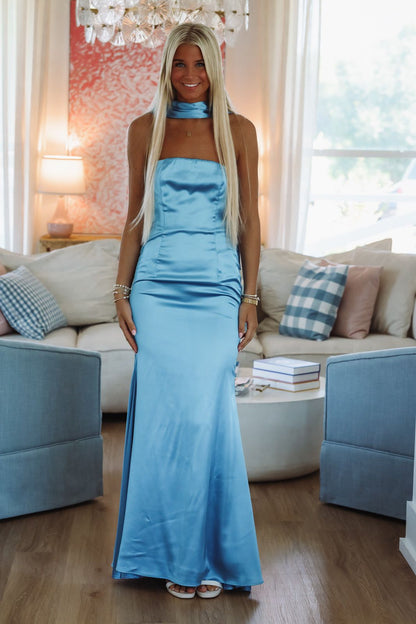 East End Elegance Maxi Dress - Blue